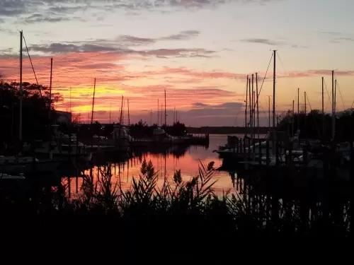 Maidstone Marina, 3 Mile Harbor, NY